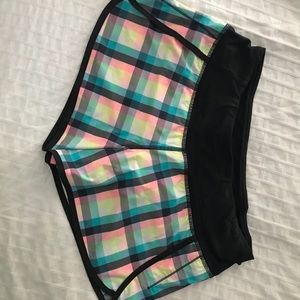 Lululemon Speed Shorts Sz 4.